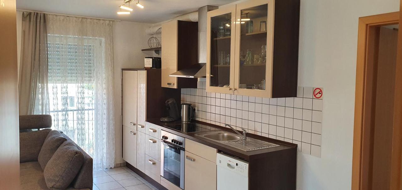 Outletcity Ferienwohnung 2 Metzingen  Exterior foto