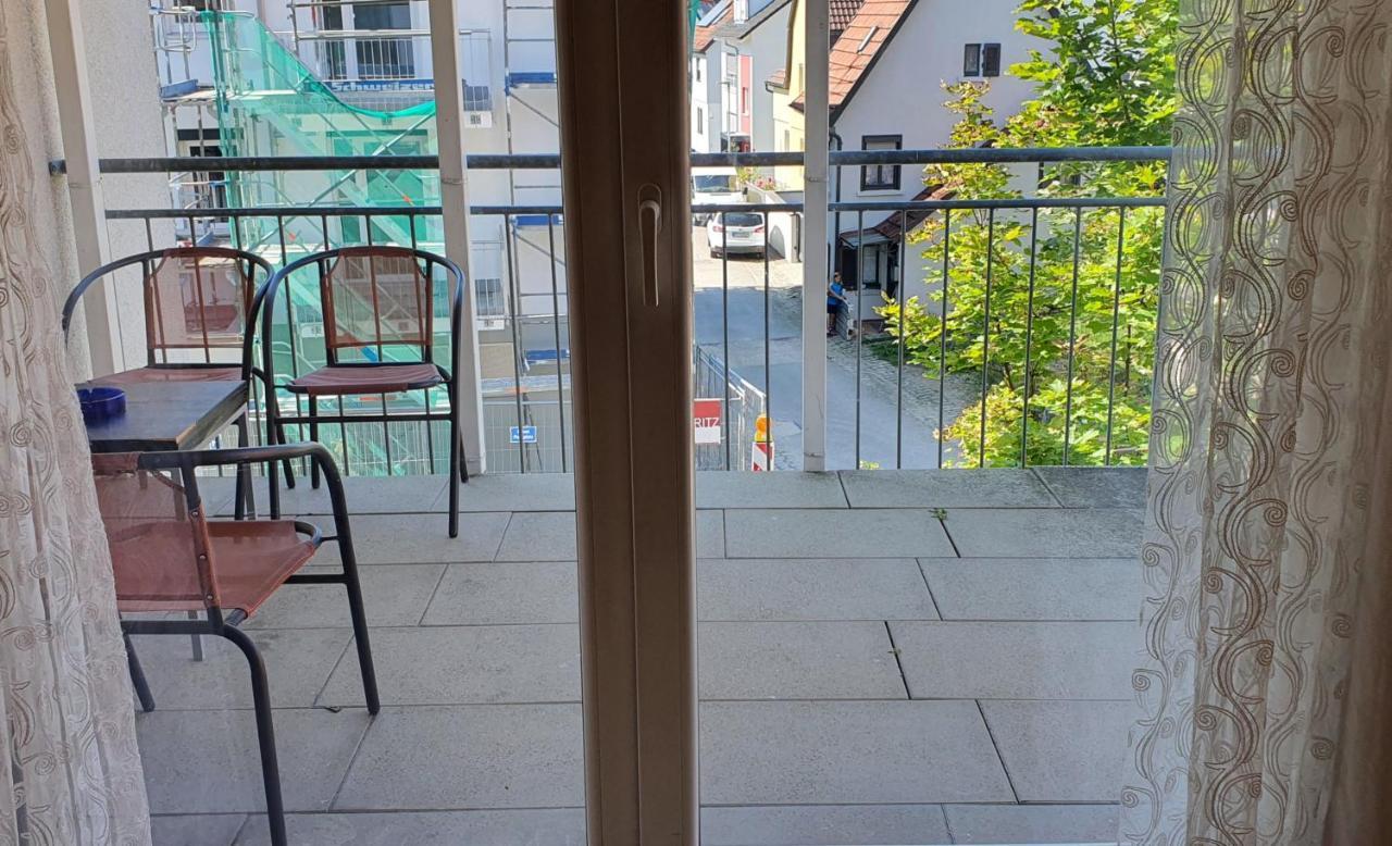 Outletcity Ferienwohnung 2 Metzingen  Exterior foto